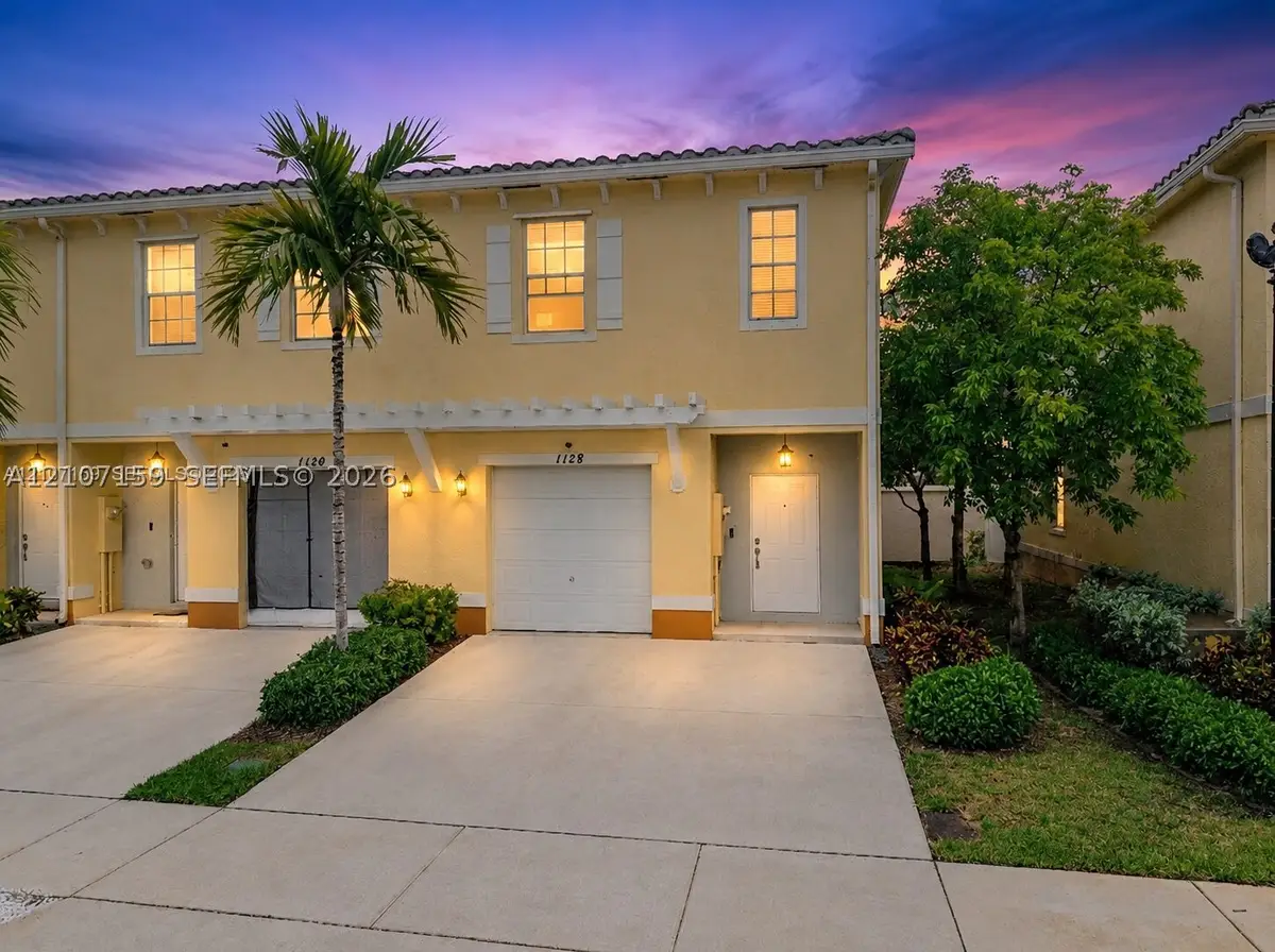 1128 NW 40th Ter, Lauderhill, FL 33313 - #1