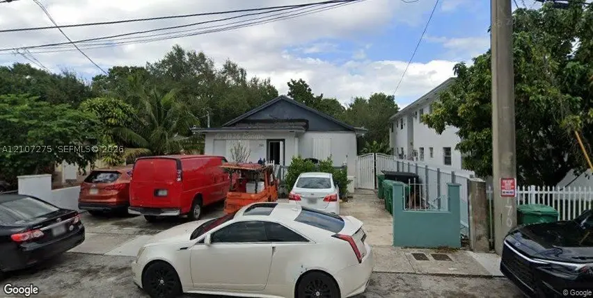 2511 NW 24th St, Miami, FL 33142 - #1