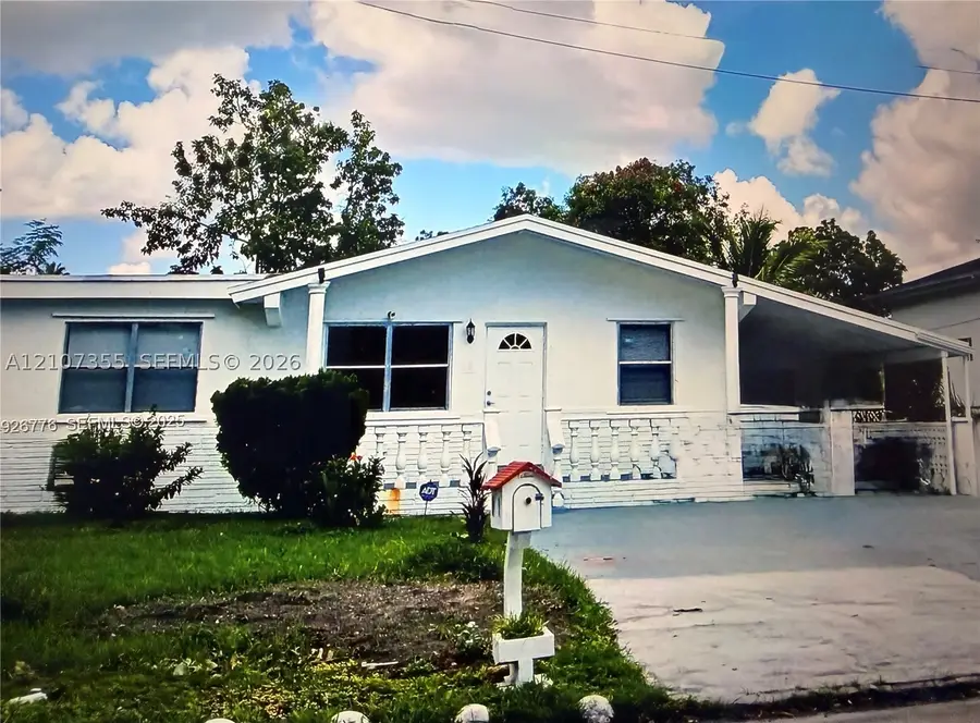 6505 Pines Pkwy, Hollywood, FL 33023 - #2