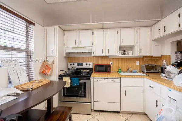 3531 Inverrary Dr #108, Lauderhill, FL 33319
