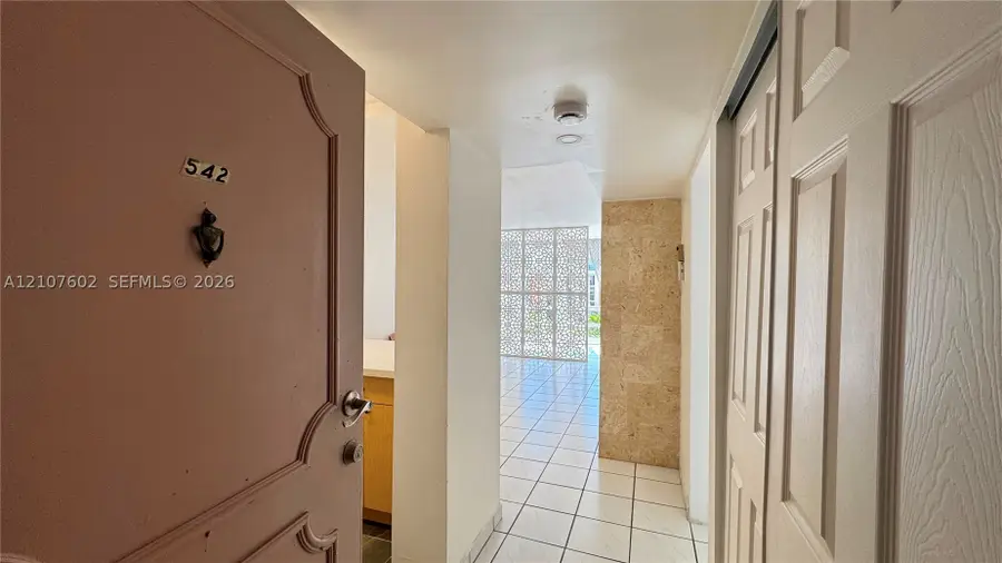 210 172nd St #542, Sunny Isles Beach, FL 33160 - #2