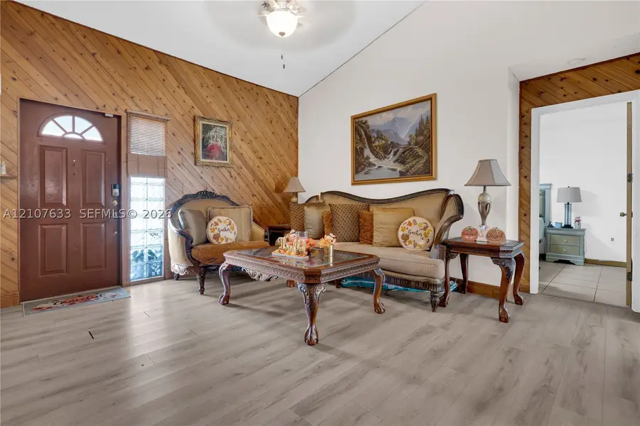 21056 SW 124th Ave Rd, Miami, FL 33177 - #3