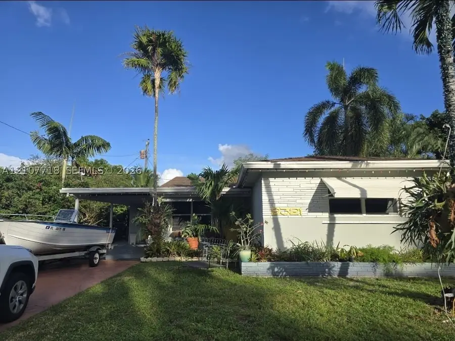 2321 N 57th Ave, Hollywood, FL 33021 - #2