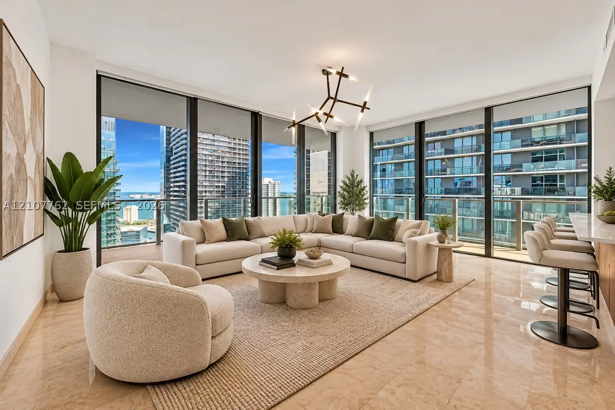 88 SW 7th St #3401, Miami, FL 33130 - #1
