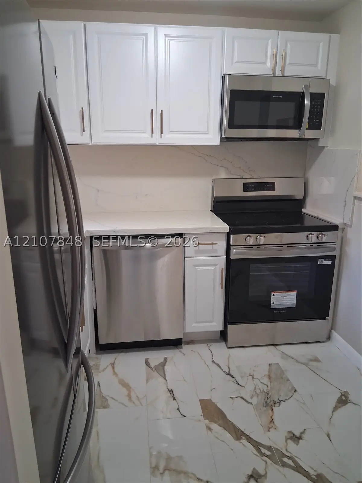 9750 Sunrise Lakes Blvd #106, Sunrise, FL 33322 - #1