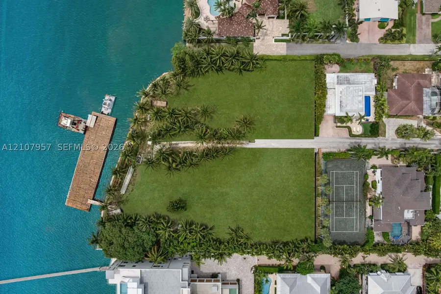 910 NE 24th St, Boca Raton, FL 33431 - #2