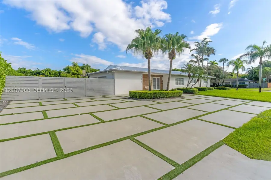 10841 SW 126th St, Miami, FL 33176 - #2