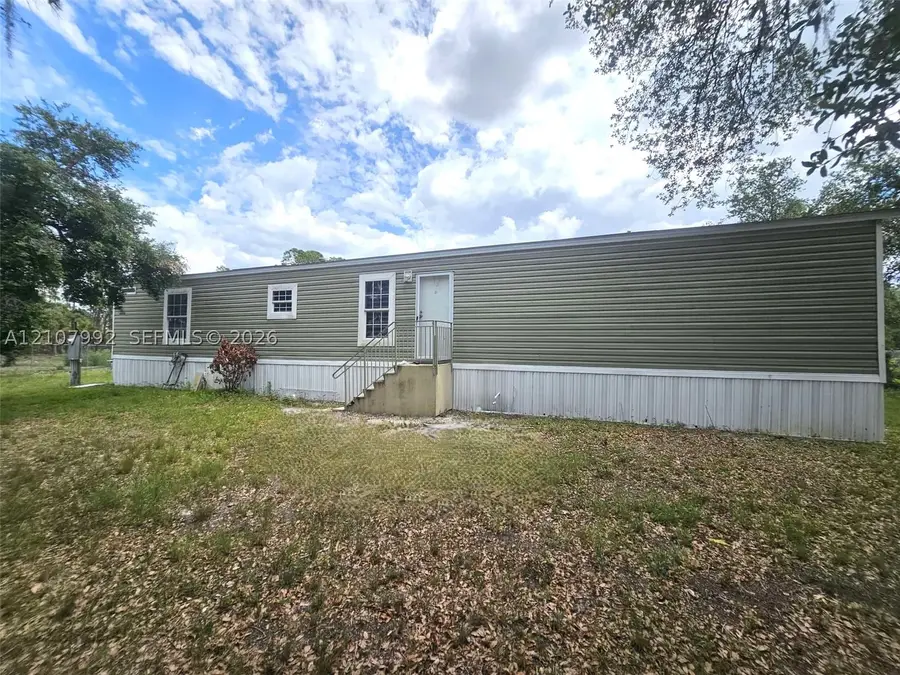 725 S Mayoral St, Clewiston, FL 33440 - #2