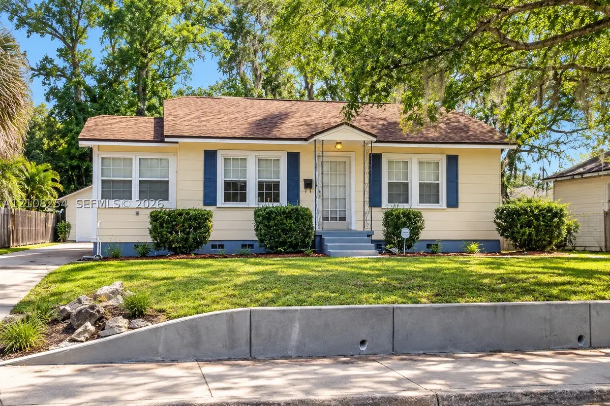211 E Kaley St, Orlando, FL 32806 - #1