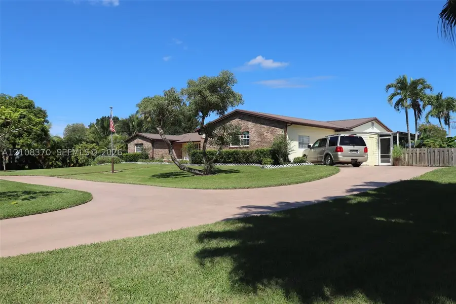 18901 SW 63rd St, Southwest Ranches, FL 33332 - #2