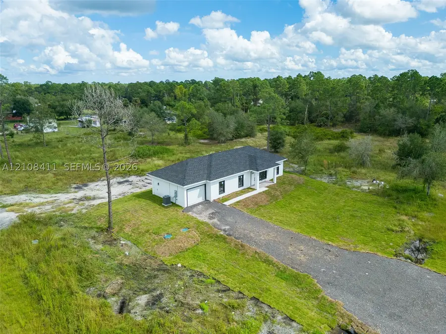 527 Avenida Del Sur, Clewiston, FL 33440 - #2