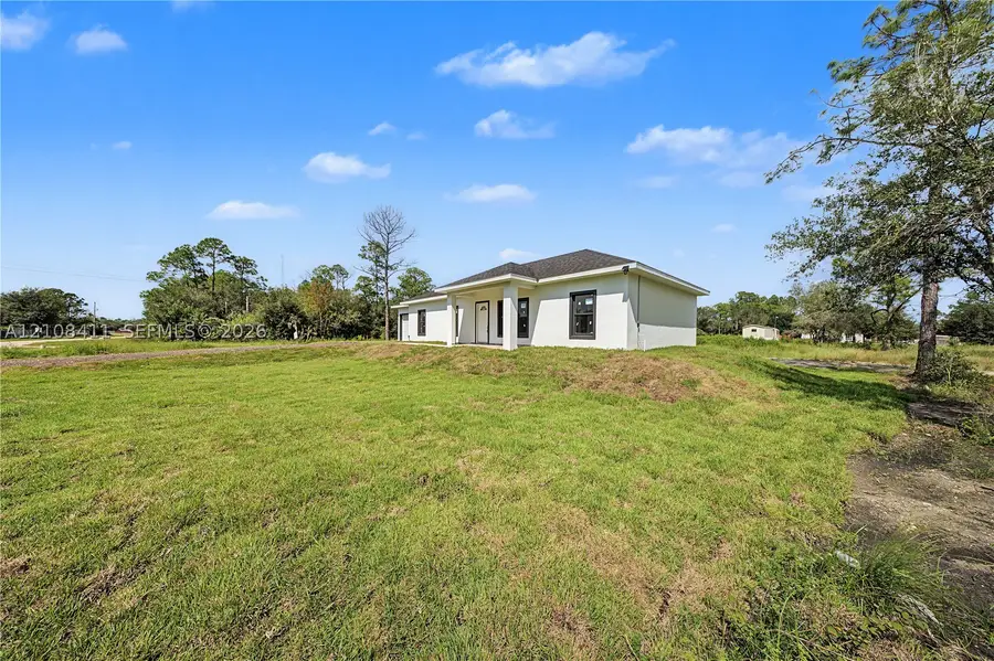 527 Avenida Del Sur, Clewiston, FL 33440 - #3