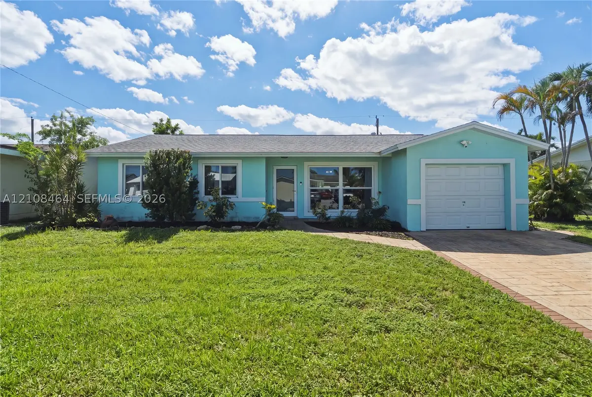 11460 NW 35th Pl, Sunrise, FL 33323 - #1