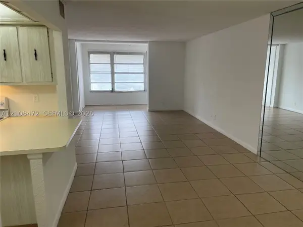 2017 NW 46th Ave #A308, Lauderhill, FL 33313