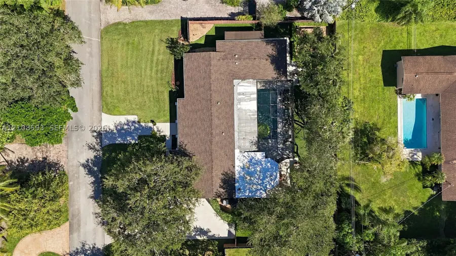 8230 SW 151st St, Palmetto Bay, FL 33158 - #3