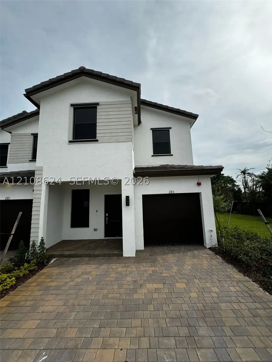 285 SW 159th Ln, Pembroke Pines, FL 33027 - #2