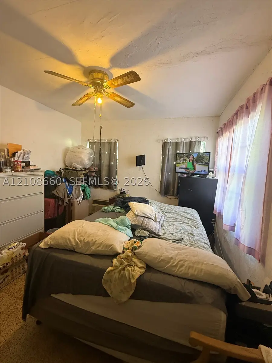 262 NE 111th St, Miami, FL 33161 - #2