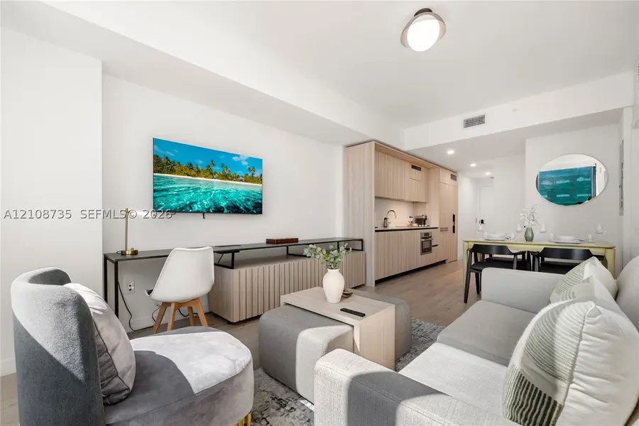 225 N Miami Ave #803, Miami, FL 33128 - #2