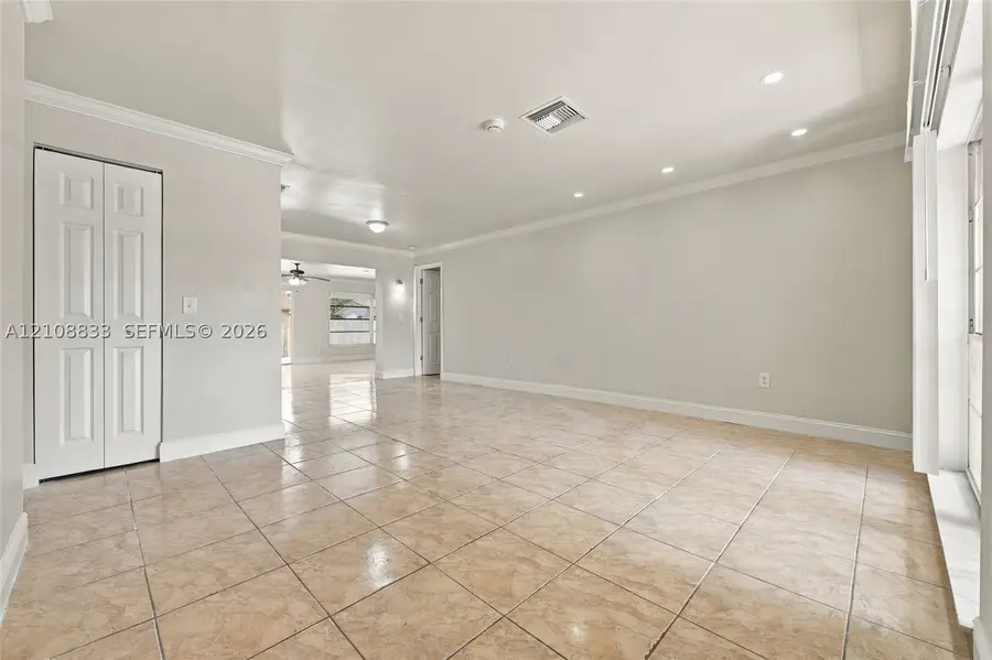 9611 Johnson St, Pembroke Pines, FL 33024 - #3