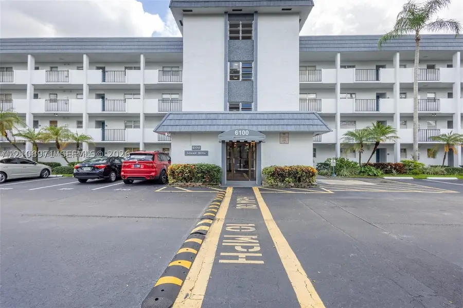 6100 NW 44th St #208, Lauderhill, FL 33319 - #2