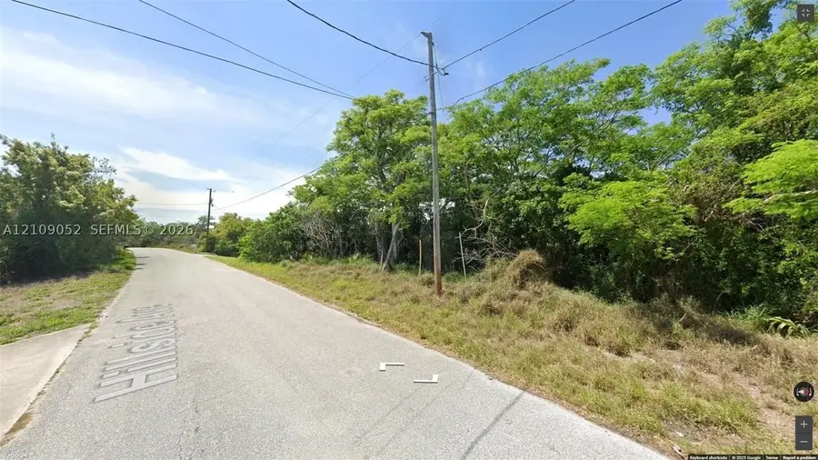 151 Jamison Ave, Lake Placid, FL 33852 - #2