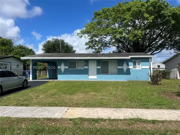 3571 NW 7th Ct, Lauderhill, FL 33311