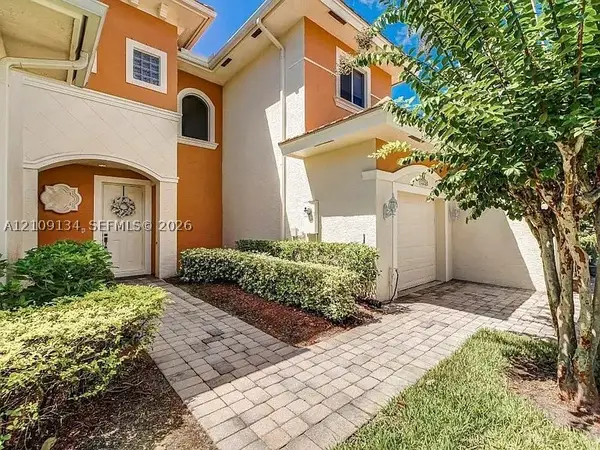 2529 SW Stockbridge Sq Sw, Vero Beach, FL 32962
