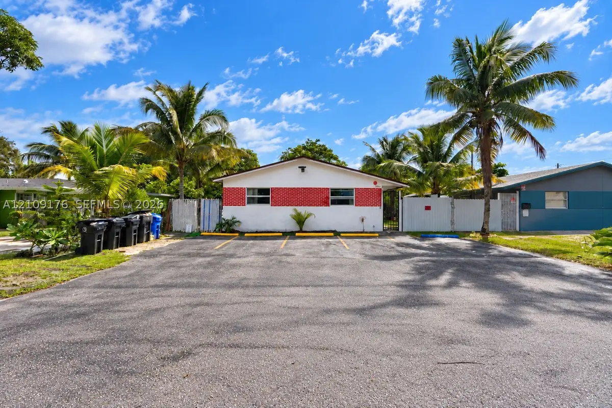 2664 SW 7th St, Fort Lauderdale, FL 33312 - #1