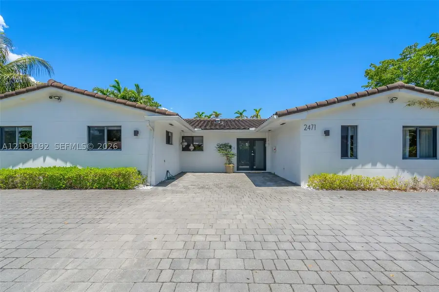 2471 NE 201st St, Miami, FL 33180 - #2