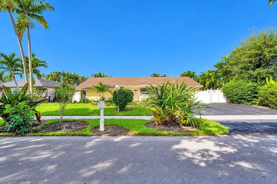 9630 SW 115th Avenue, Miami, FL 33176 - #2