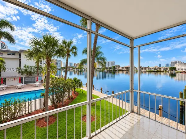 2200 Diana Dr #218, Hallandale Beach, FL 33009