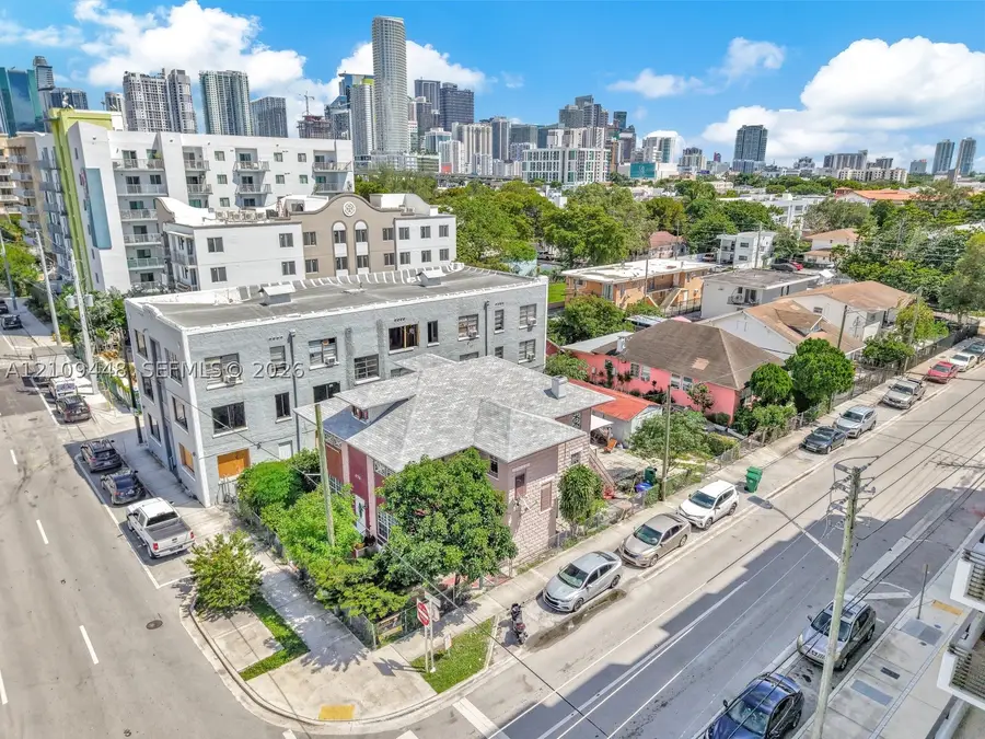 676 SW 1st St, Miami, FL 33130 - #3
