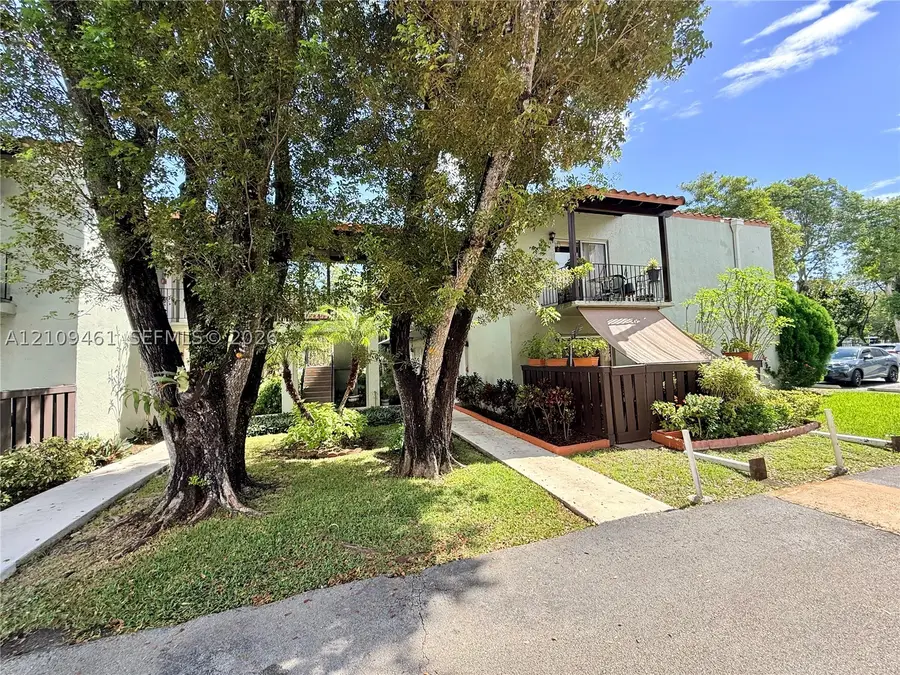 10776 N Kendall Dr #F11, Miami, FL 33176 - #3