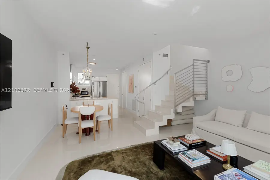 928 Pennsylvania Ave #5, Miami Beach, FL 33139 - #2