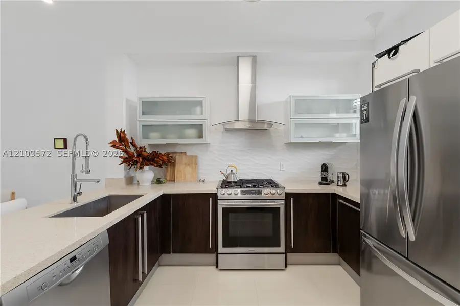 928 Pennsylvania Ave #5, Miami Beach, FL 33139 - #3