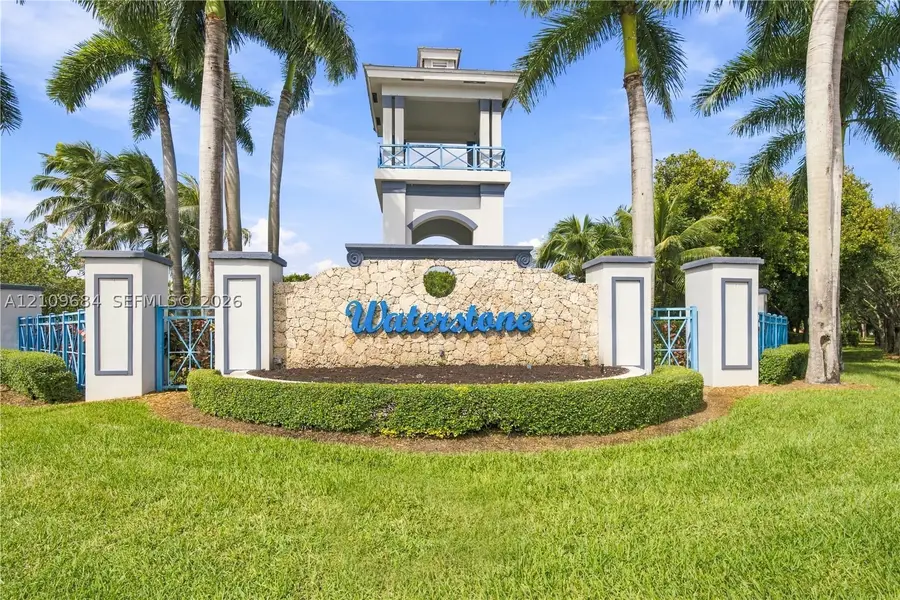3930 NE 10th Dr, Homestead, FL 33033 - #2