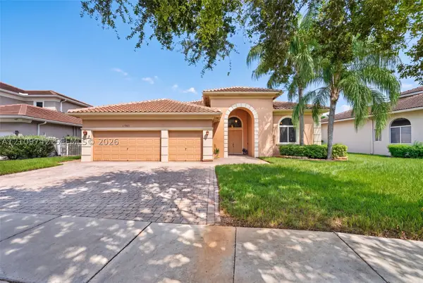 19143 SW 60th Ct, Pembroke Pines, FL 33332
