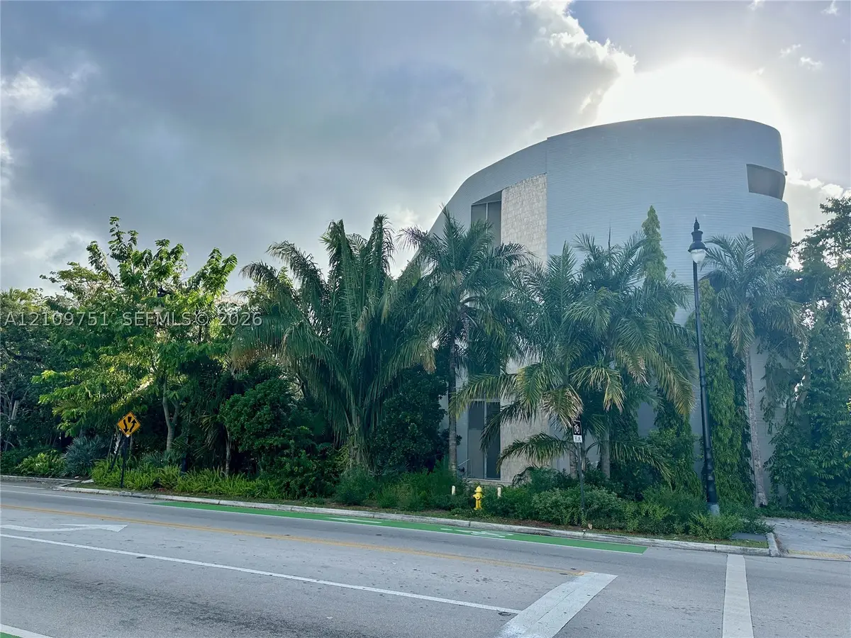 2694 Inagua Ave #405, Miami, FL 33133 - #1