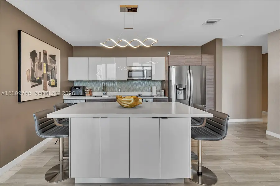 1010 SW 2nd Ave #2201, Miami, FL 33130 - #3