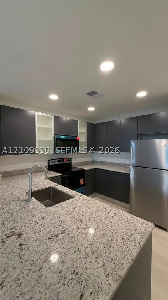 5563 Millenia Park Blvd #519, Orlando, FL 32839