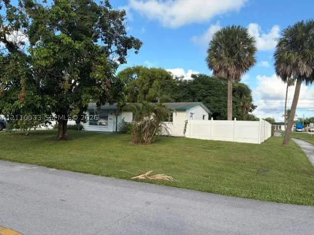 9442 Bellewood St, Palm Beach Gardens, FL 33410 - #1
