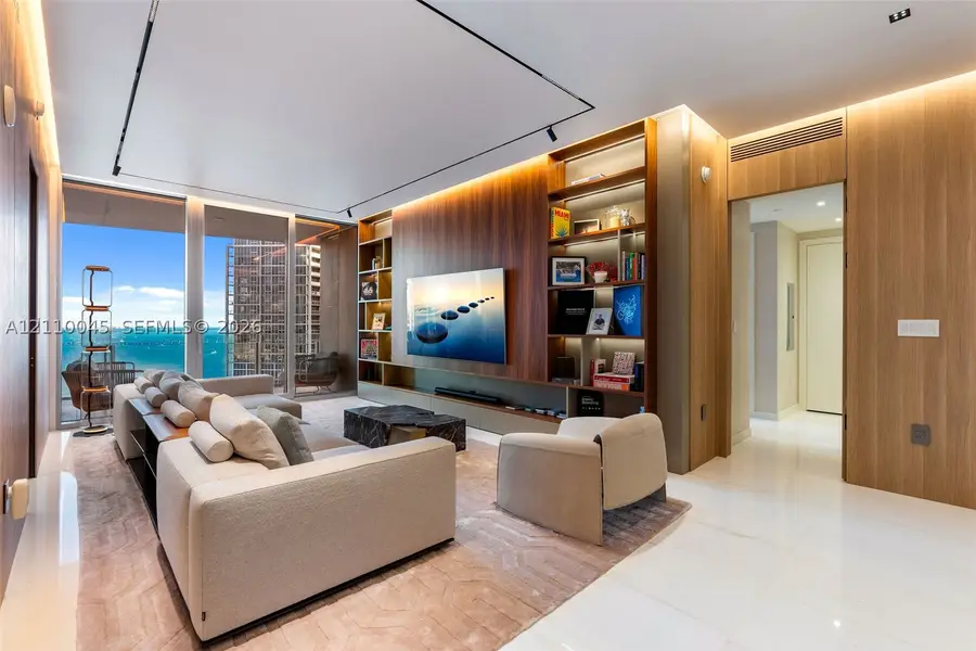 300 Biscayne Boulevard Way #3105W, Miami, FL 33131 - #3