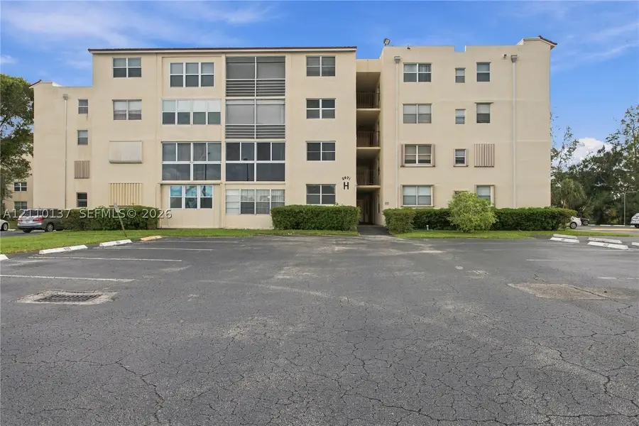 2871 Somerset Dr #205, Lauderdale Lakes, FL 33311 - #3
