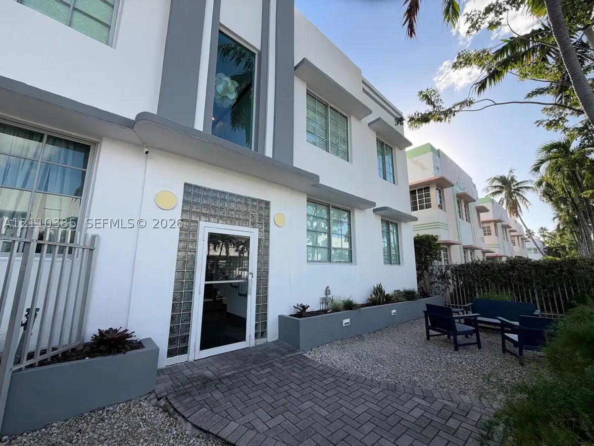 526 15th St #8, Miami Beach, FL 33139 - #1