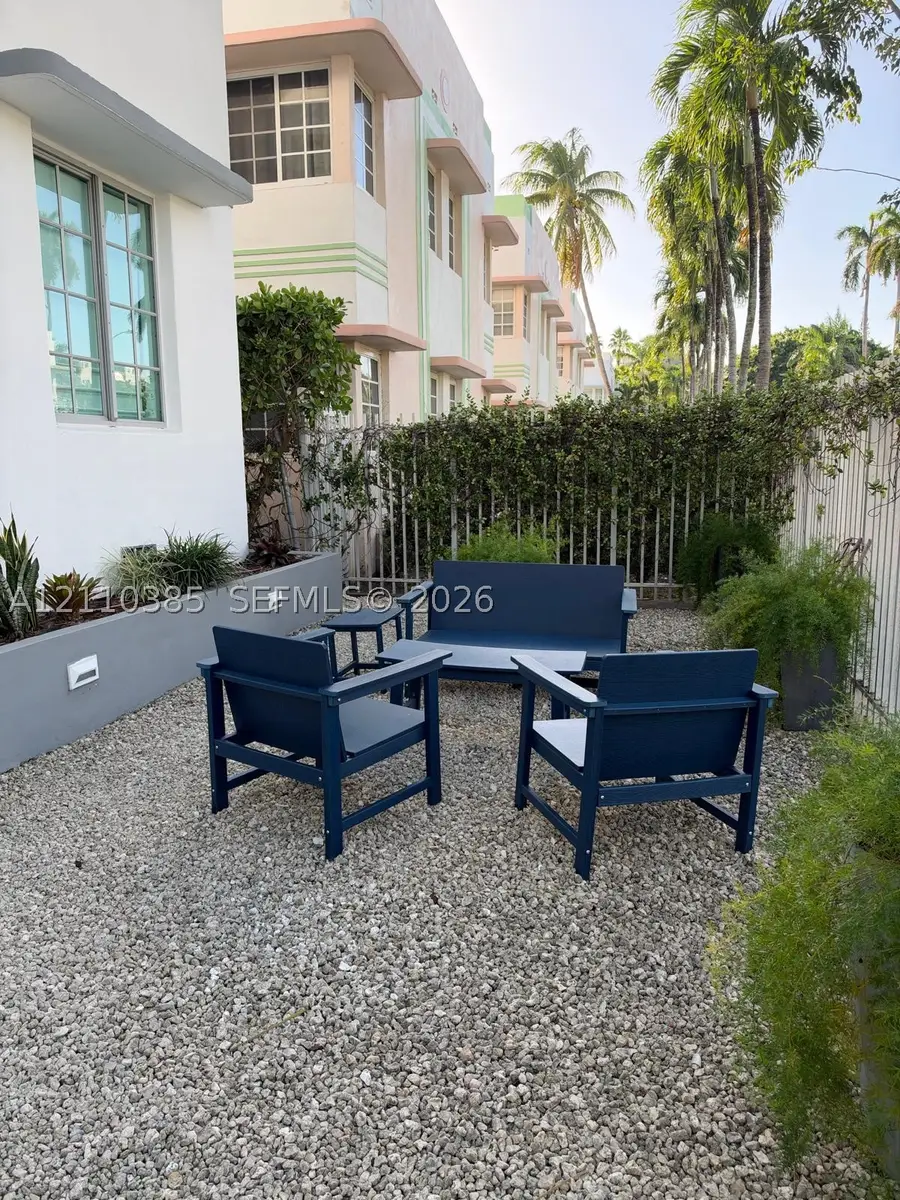 526 15th St #8, Miami Beach, FL 33139 - #2