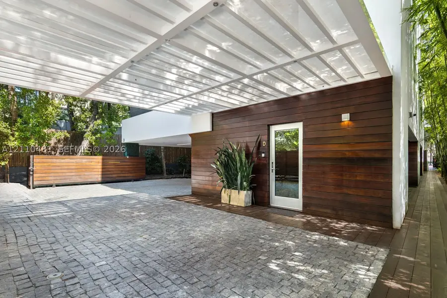 234 Washington Ave #D, Miami Beach, FL 33139 - #2