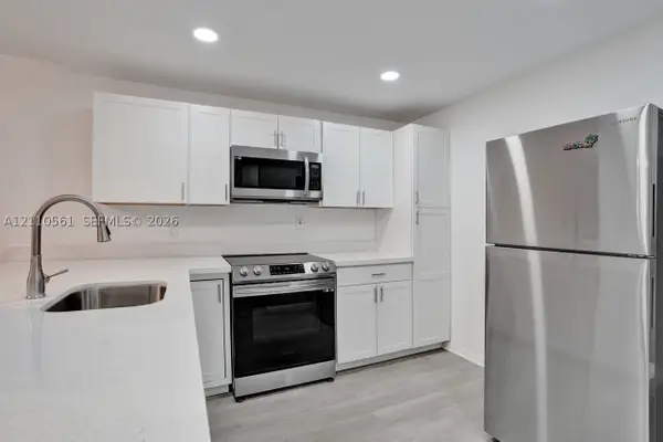 7950 W Mcnab Rd #222, Tamarac, FL 33321