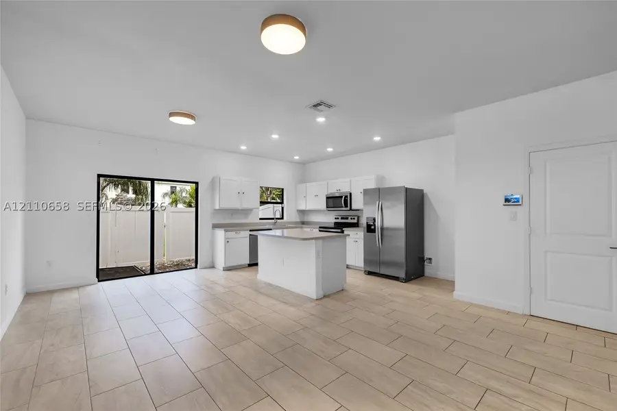 1150 SW 6th Ave, Florida City, FL 33034 - #2