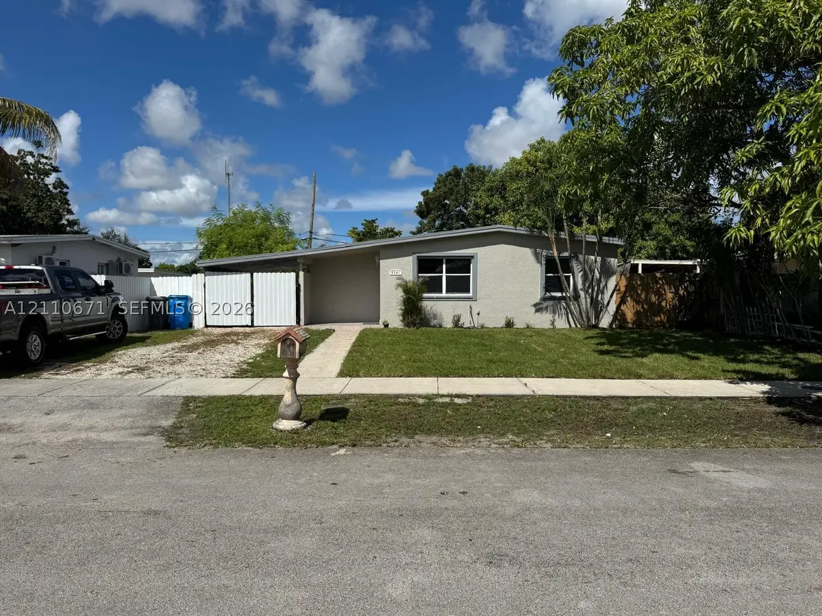 4541 SW 40th St, West Park, FL 33023 - #1
