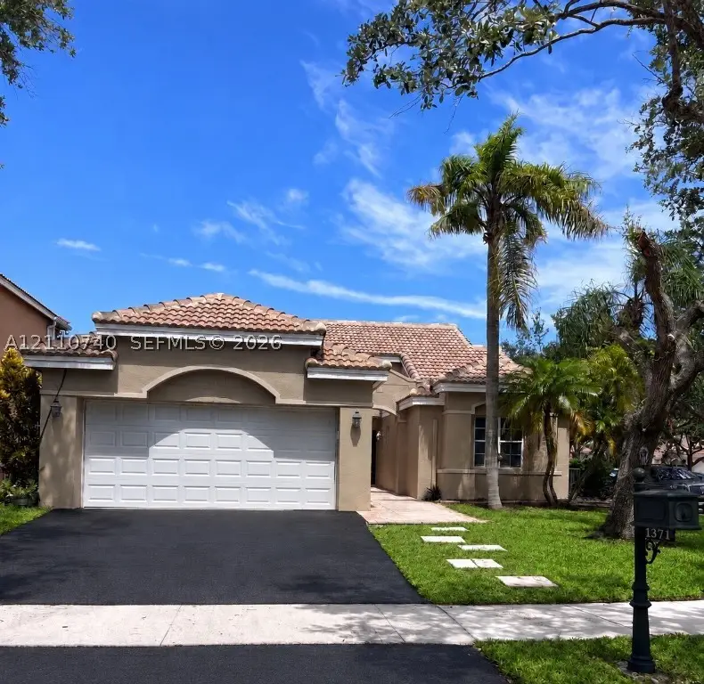 1371 Bayview Cir, Weston, FL 33326 - #1